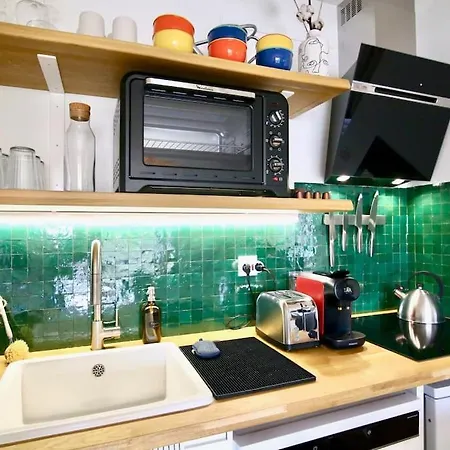 Oasis De Boheme, A Pied Сен-Мандрие-сюр-Мер